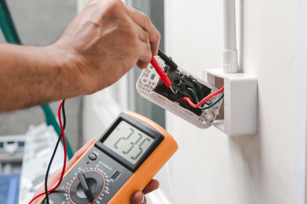 Low voltage electrical distribution diagram